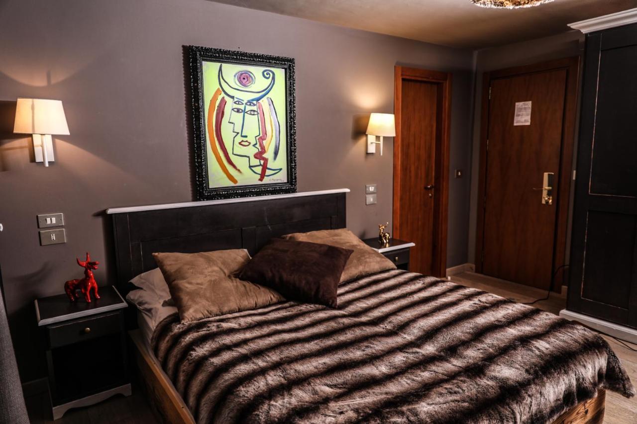 Art Hotel Grivola 브루일서비니아 외부 사진