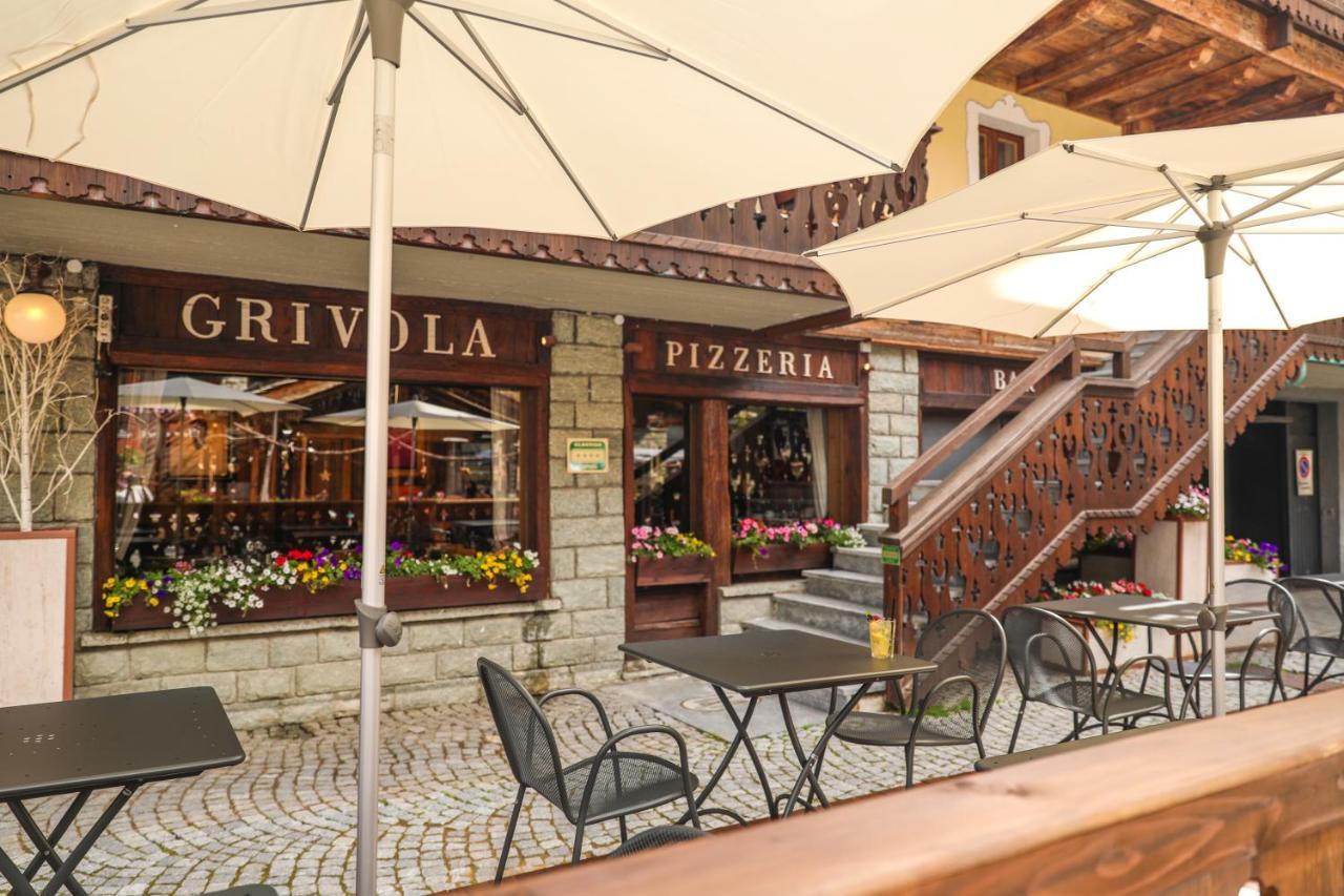 Art Hotel Grivola 브루일서비니아 외부 사진
